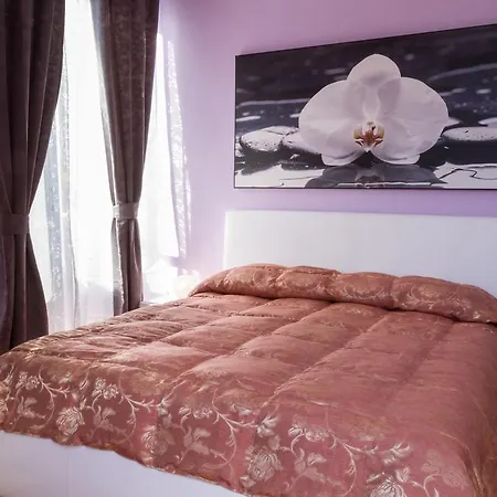Bevilacqua Bed Santa Croce Oda ve Kahvaltı Roma